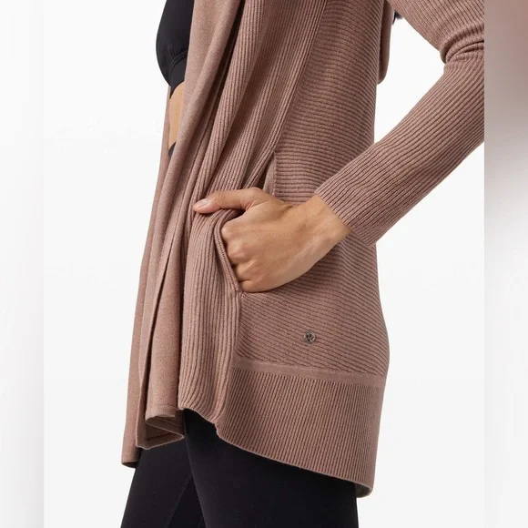 Lululemon Sundown Sweater Wrap Soft Sand M - Picture 3 of 7